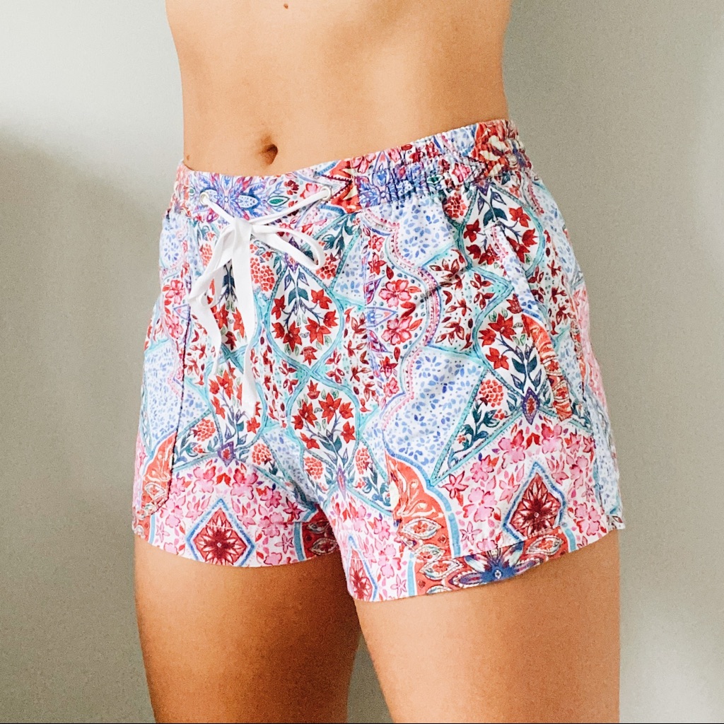 Patterned Gap Shorts